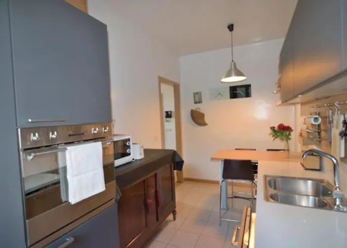 Savorgnan Tricamere Con Terrazza * Veneza
